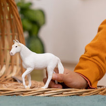 Load image into Gallery viewer, Schleich Camarillo Mare