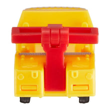 Load image into Gallery viewer, Tomica No. 5 Toyota DYNA Wrecker truck