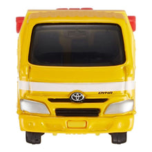 Load image into Gallery viewer, Tomica No. 5 Toyota DYNA Wrecker truck