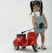 Load image into Gallery viewer, Amboss Toys Vespa Red