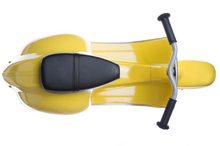 Load image into Gallery viewer, Amboss Toys Vespa Yellow