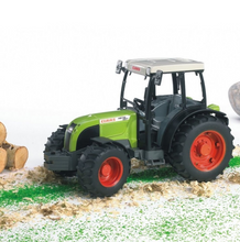 Load image into Gallery viewer, Bruder Claas Nectis 267F Tractor