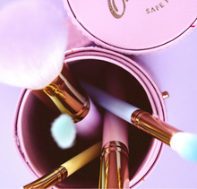 Load image into Gallery viewer, Oh Flossy 5 Piece Rainbow Makeup Brush Set