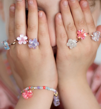 Load image into Gallery viewer, Great Pretenders Shimmer Flower Rings 5 Pack
