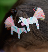 Load image into Gallery viewer, Great Pretenders Diva Zebra Hair Clip