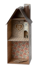 Load image into Gallery viewer, Maileg Gingerbread Mouse House