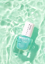 Load image into Gallery viewer, Inuwet Waterbased Scented Nailpolish Turquoise