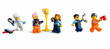 Load image into Gallery viewer, Lego City Police Mobile Crime Lab Truck 60418