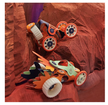 Load image into Gallery viewer, Clixo Mars Rover