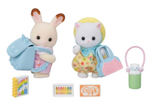 Load image into Gallery viewer, Sylvanian Families Nursery Friends Walk Along Duo