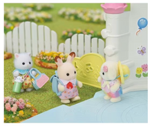 Load image into Gallery viewer, Sylvanian Families Nursery Friends Walk Along Duo