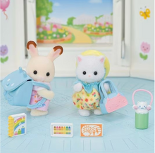 Load image into Gallery viewer, Sylvanian Families Nursery Friends Walk Along Duo