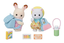 Load image into Gallery viewer, Sylvanian Families Nursery Friends Walk Along Duo
