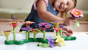 Green Toys Build-a-Bouquet