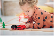 Load image into Gallery viewer, Brio Steaming Train Set 36017