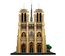Load image into Gallery viewer, Lego Architecture Notre Dame de Paris 21061