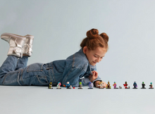 Load image into Gallery viewer, Lego Minifigures Series 26 Space 71046