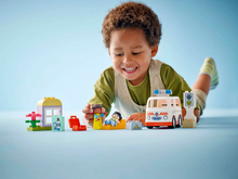 Load image into Gallery viewer, Lego Duplo Ambulance & Driver 10447