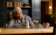 Load image into Gallery viewer, Lego Harry Potter Diagon Alley Wizarding Shops 76444