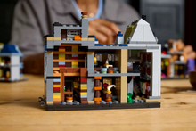 Load image into Gallery viewer, Lego Harry Potter Diagon Alley Wizarding Shops 76444