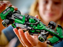 Load image into Gallery viewer, Lego Speed Champions KICK Sauber F1® Team C44 Race Car 77247