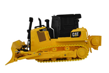 Load image into Gallery viewer, Masters Toy Range Radio Control Mini RC CAT D7E Track-Type Tractor