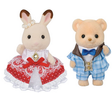 Load image into Gallery viewer, Sylvanian Families Anniversary Friends Set Freya & Theo
