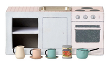 Load image into Gallery viewer, Maileg Kitchen Counter Mouse