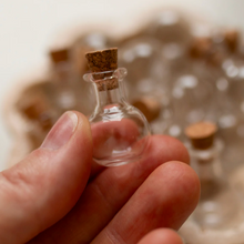 Load image into Gallery viewer, Mini Potion Keeper Bottles