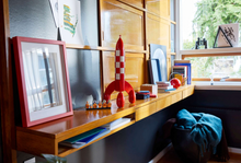 Load image into Gallery viewer, Lego Ideas Tin Tin Moon Rocket 21367