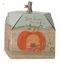 Load image into Gallery viewer, Maileg Pumpkin Carriage Mouse