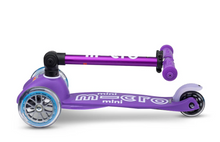 Load image into Gallery viewer, Micro Mini Micro Deluxe Foldable 3 Wheel Scooter Purple