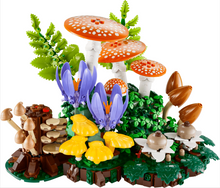 Load image into Gallery viewer, LEGO Botanicals Woodland Mushrooms 11505