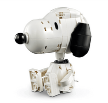 Load image into Gallery viewer, LEGO Ideas Peanuts: Snoopy's Doghouse 21368