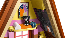 Load image into Gallery viewer, LEGO Friends Nature Glamping Cabin 42682