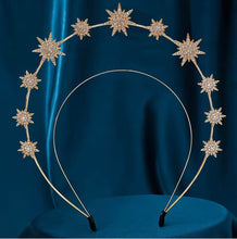 Load image into Gallery viewer, Sparkling Stars Tiara
