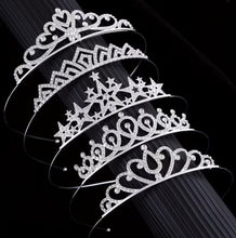 Load image into Gallery viewer, Rhinestone Tiara