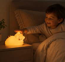 Load image into Gallery viewer, Raphi the Fox Night Light