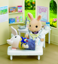 Load image into Gallery viewer, Sylvanian Families Country Doctor