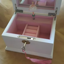Load image into Gallery viewer, Deluxe Wooden Musical Jewellery Box