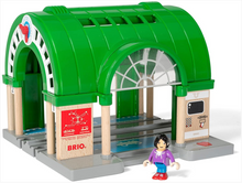 Load image into Gallery viewer, Brio Central Train Station 33649