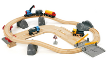 Load image into Gallery viewer, Brio Rail & Road Loading Set 33210
