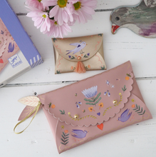 Load image into Gallery viewer, Djeco Do It Yourself Sweet Fashionista Set