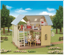 Load image into Gallery viewer, Sylvanian Families Bluebell Cottage Gift Set