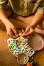 Load image into Gallery viewer, Dantoy - Pastel- Recycled Beads Large 520 pcs
