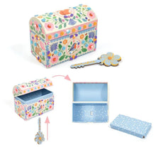 Load image into Gallery viewer, Djeco Do It Yourself Precious Chest to Decorate
