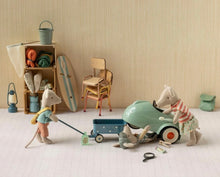 Load image into Gallery viewer, Maileg Mouse Car Light Mint
