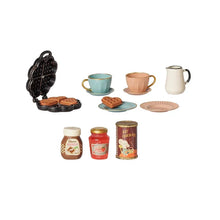 Load image into Gallery viewer, Maileg Waffle Set
