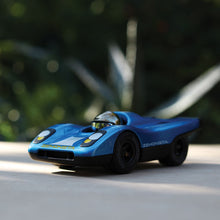 Load image into Gallery viewer, Playforever Mini Zemonsta Hans
