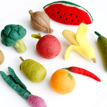 Load image into Gallery viewer, Tara Treasures Felt Fruit &amp; Vegetables Set B
